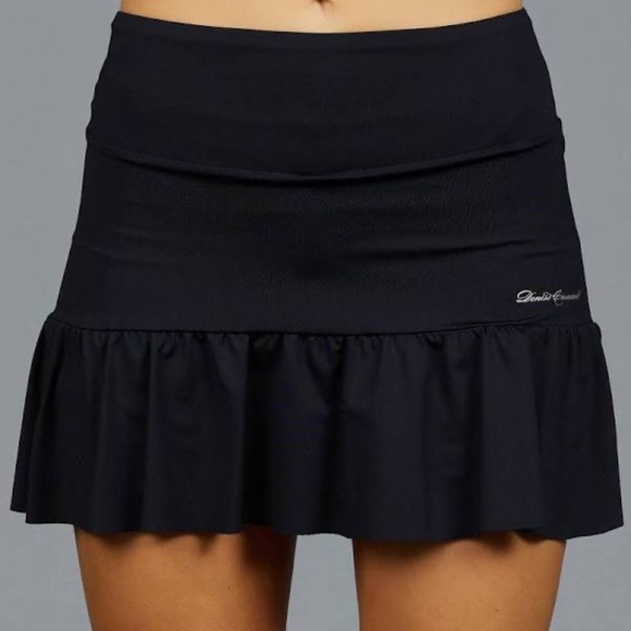 Denise Cronwall Parker Gather 15” Skort in black - size Small - NWT - Picture 1 of 3